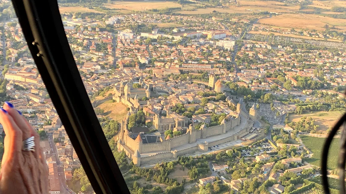 Carcassonne et ses alentours en Hélicoptère - 20m