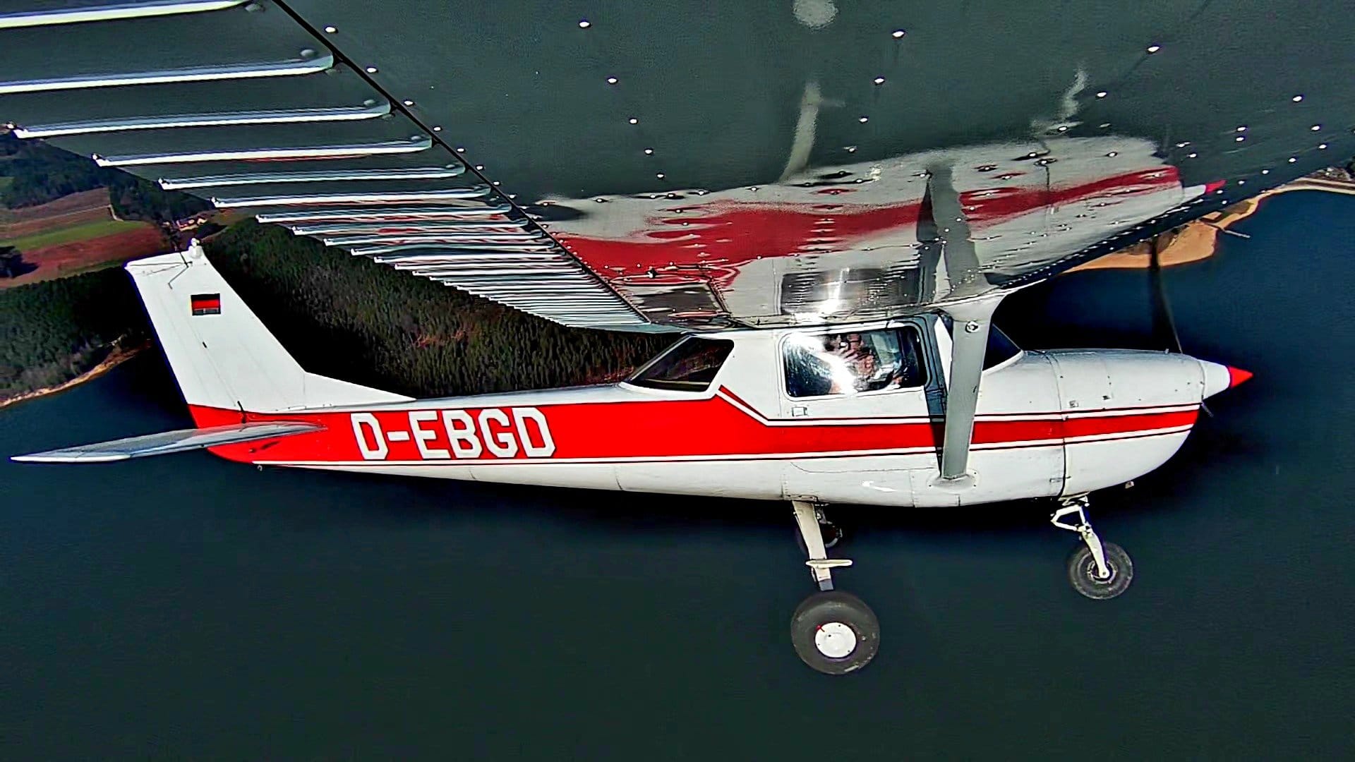 Rundflug - Besondere Wünsche - in Cessna 150M
