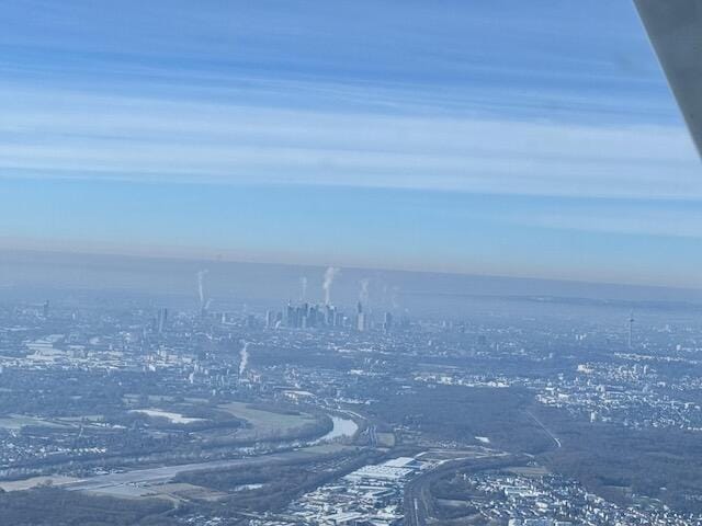 Skyline Frankfurt auf dem Rückflug nach Egelsbach
