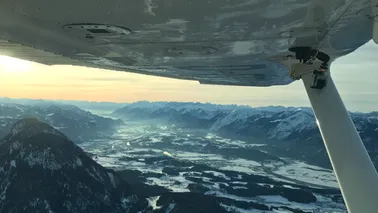 Flug über München, Tegernsee, zur Zugspitze - Bayrische Seen